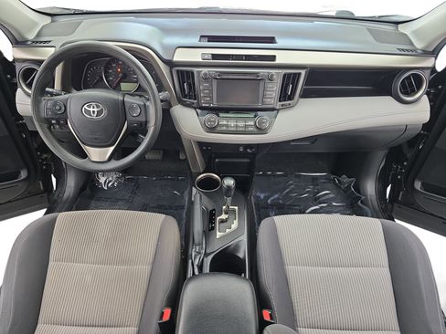 Used 2015 Toyota RAV4 XLE AWD/4WD image 9
