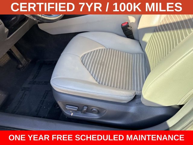 Used 2021 Toyota Camry SE FWD image 15