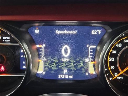 Used 2023 Jeep Wrangler Unlimited Rubicon w/ LED Lighting Group AWD/4WD image 10