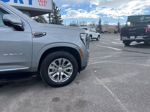 Used 2025 GMC Yukon XL Denali image 14