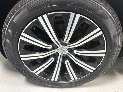 Used 2023 Volvo XC90 B6 Plus AWD/4WD image 6