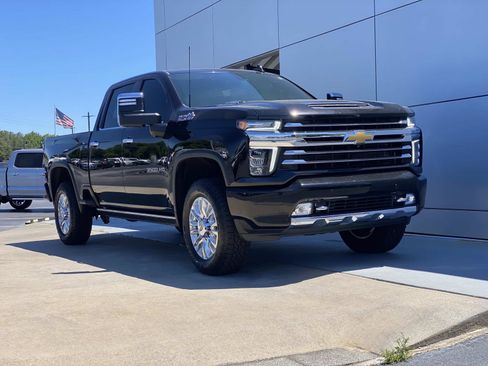 Used 2023 Chevrolet Silverado 3500 High Country AWD/4WD image 1
