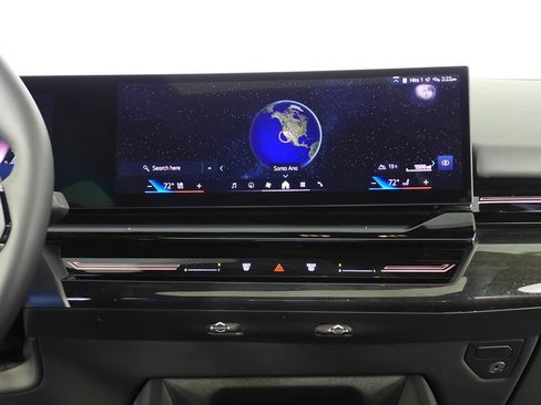 Used 2024 BMW 530i w/ Convenience Package RWD image 26