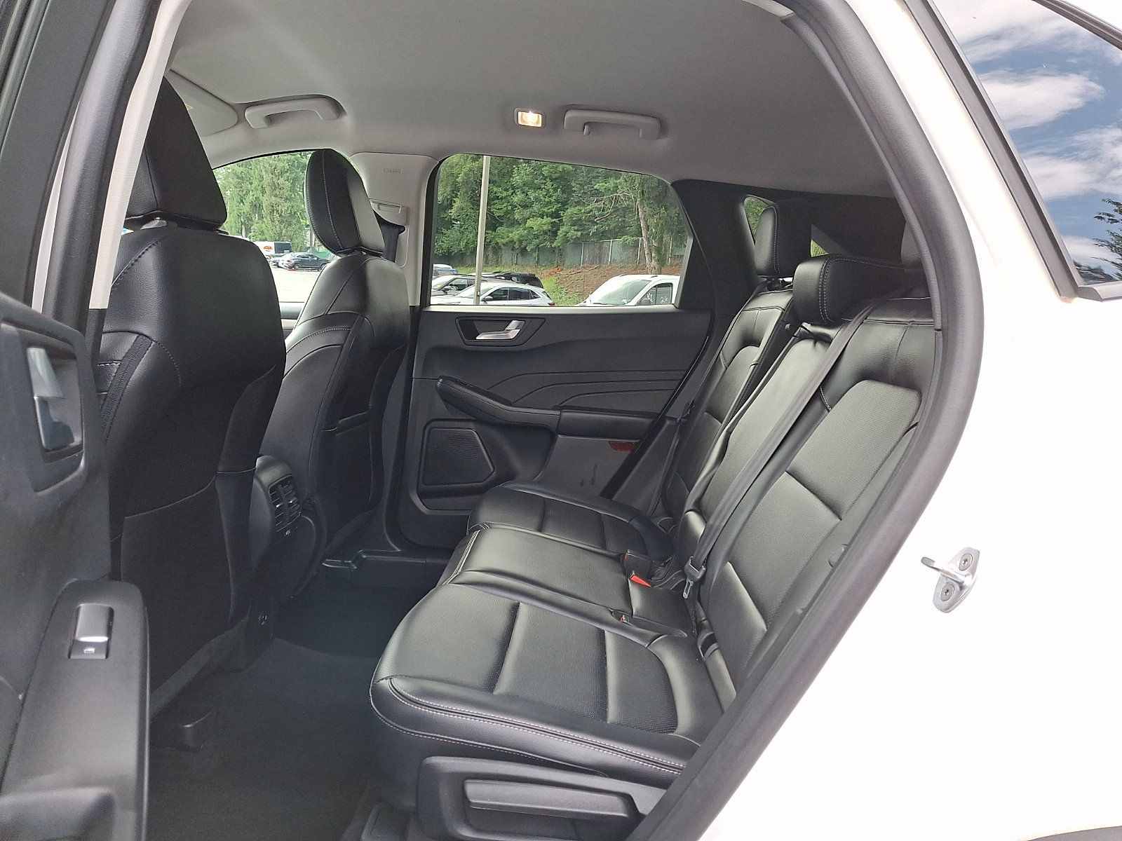 Certified 2021 Ford Escape SEL FWD image 10
