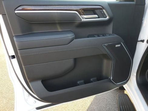 New 2026 GMC Sierra 1500 Elevation w/ Elevation Premium Package image 8