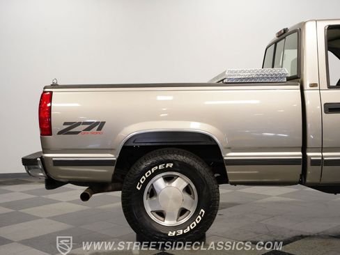 Used 1998 Chevrolet Silverado 1500 4x4 Regular Cab w/ Preferred Equipment Group 2 image 29