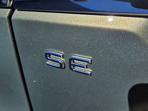 New 2026 Volkswagen Atlas SE image 11