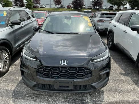 Used 2024 Honda HR-V LX image 2