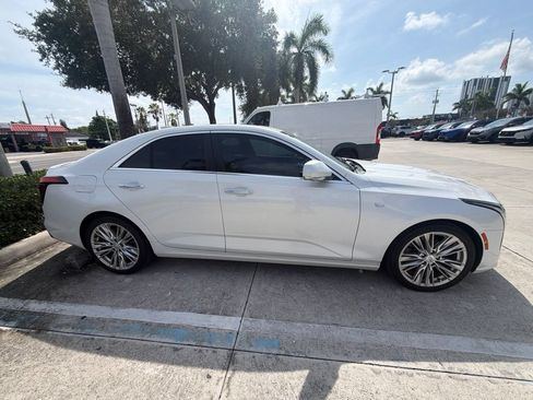 Used 2020 Cadillac CT4 Premium Luxury RWD image 5