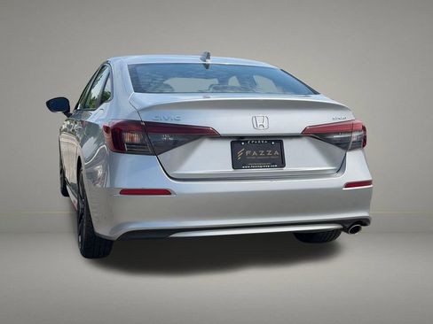 Used 2025 Honda Civic Sport image 3