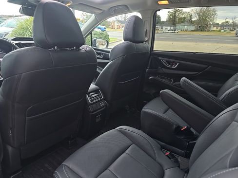 Used 2023 Subaru Ascent Limited w/ Technology Package image 33