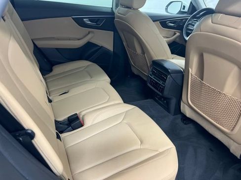 Used 2023 Audi Q8 Premium Plus w/ Premium Plus Package AWD/4WD image 23