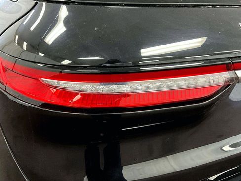 Used 2021 Lincoln Corsair AWD w/ Premium Package image 28