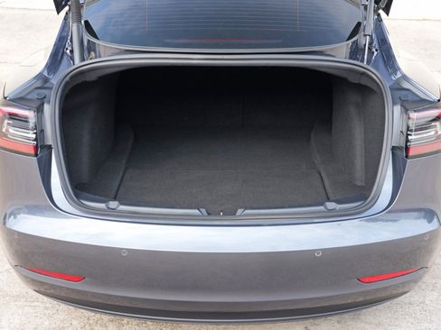 Used 2022 Tesla Model 3 Performance AWD/4WD image 10