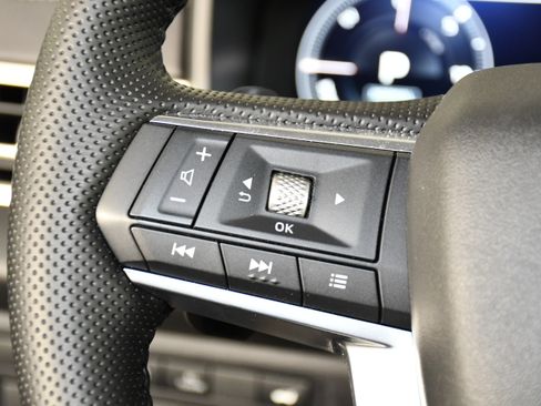 Used 2025 Mitsubishi Outlander SEL image 20