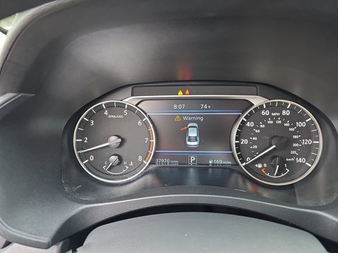 Used 2025 Nissan Altima 2.5 SV FWD image 14