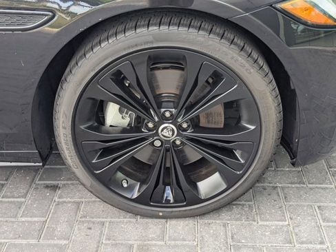 New 2024 Jaguar XF R-Dynamic SE image 9