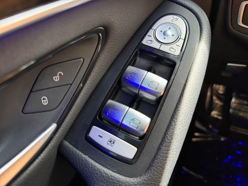 Certified 2020 Mercedes-Benz GLC 300 4MATIC image 26