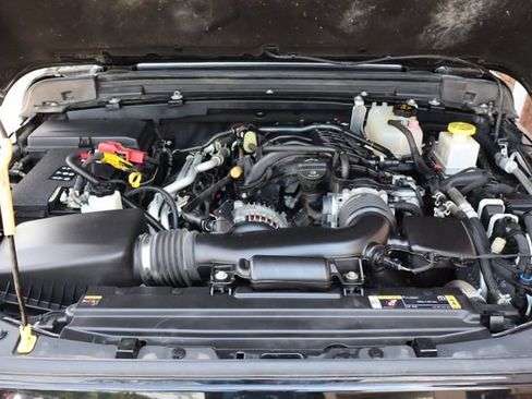 Used 2022 Jeep Gladiator Sport AWD/4WD image 52