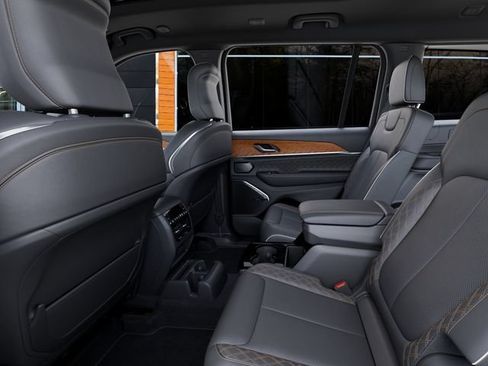 New 2026 Jeep Grand Cherokee L Summit w/ Obsidian Package AWD/4WD image 23