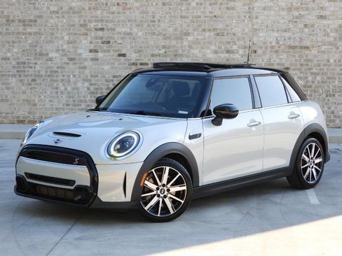Used 2023 MINI Cooper S image 7