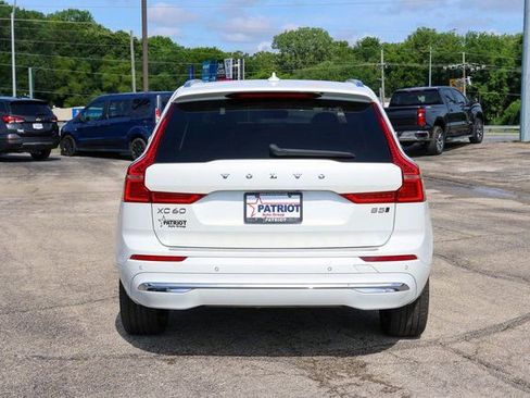Used 2023 Volvo XC60 B5 Plus w/ Climate Package image 5
