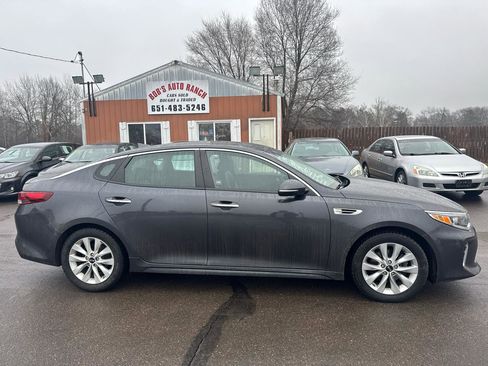 Used 2018 Kia Optima S image 4