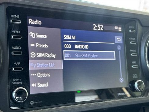 Used 2023 Toyota Tacoma TRD Off-Road w/ Technology Package image 17