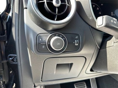 Used 2024 Alfa Romeo Stelvio Sprint image 37