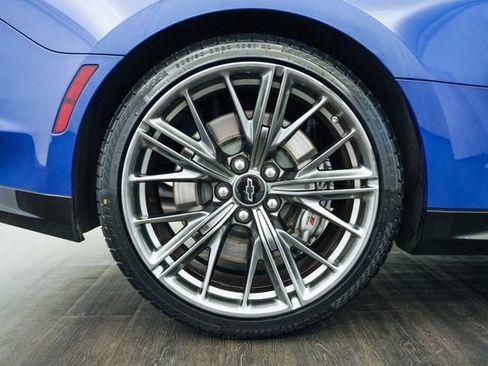 Used 2022 Chevrolet Camaro ZL1 RWD image 40