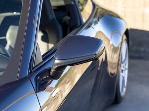Certified 2022 Porsche 911 Carrera RWD image 17