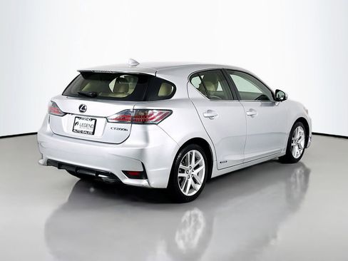 Used 2016 Lexus CT 200h w/ Seat Comfort Package FWD image 5