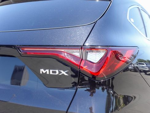 Certified 2025 Acura MDX FWD image 6