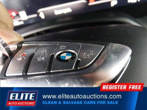 Used 2021 BMW X6 M w/ Competition Package image 21