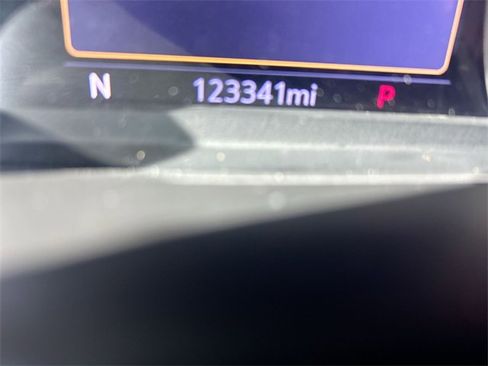 Used 2020 Chevrolet Silverado 2500 High Country w/ Z71 Off-Road Package image 19