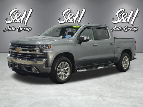 Used 2019 Chevrolet Silverado 1500 LTZ w/ LTZ Premium Package AWD/4WD image 16