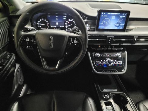 Used 2022 Lincoln Corsair AWD w/ Equipment Group 101A image 22