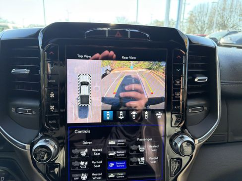 Used 2019 RAM 2500 Laramie image 25