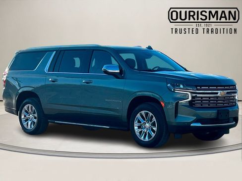 Used 2023 Chevrolet Suburban Premier image 1