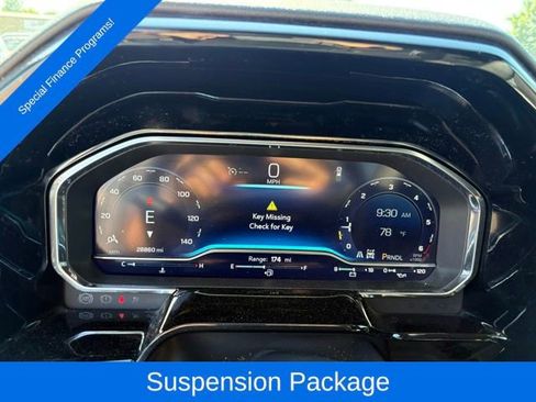Used 2024 Chevrolet Silverado 1500 LT Trail Boss w/ Protection Package AWD/4WD image 18