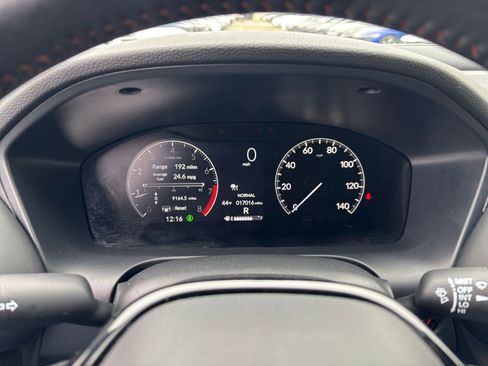 Used 2025 Honda HR-V Sport image 33