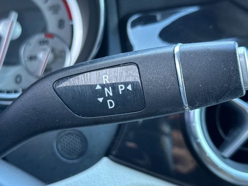 Used 2015 Mercedes-Benz CLA 250 image 15