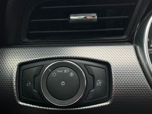 Used 2019 Ford Mustang Coupe w/ Equipment Group 101A RWD image 25