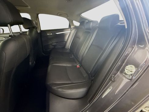 Used 2019 Honda Civic Touring image 25