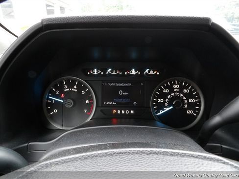 Used 2018 Ford F150 XLT w/ Equipment Group 302A Luxury AWD/4WD image 17