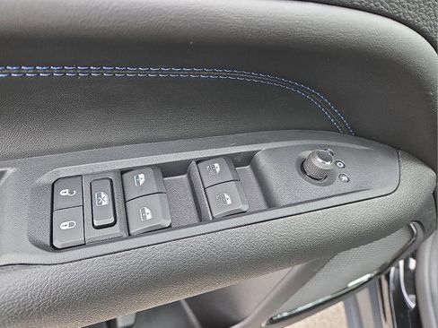 New 2026 Jeep Compass Limited w/ Sun, Sound & Navigation Group image 15