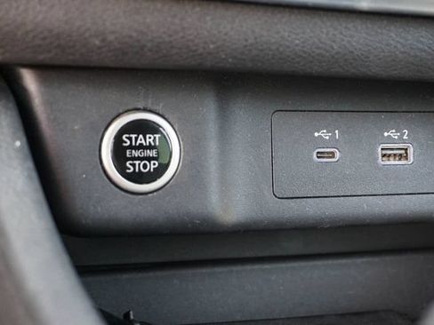 Used 2023 Nissan Rogue SV AWD/4WD image 13