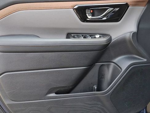 Used 2026 Subaru Forester Sport AWD/4WD image 13