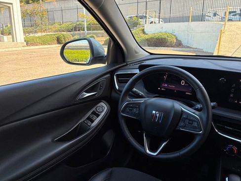 Used 2025 Buick Encore GX Preferred image 33