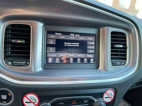 Used 2020 Dodge Charger SXT w/ Leather Interior Group RWD image 12